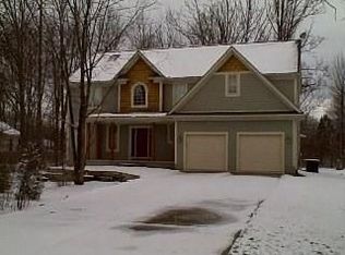 1816 Gilsam Ave, Rochester Hills, MI 48309