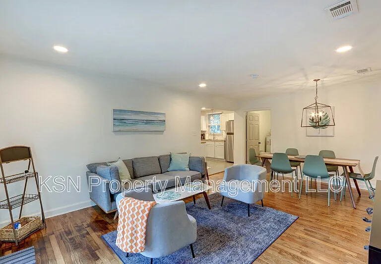 1804 Georgia Ave — Photo 17