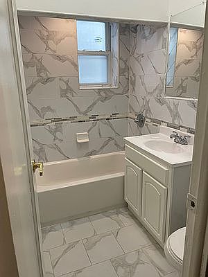 5th image of 60 Sterling St #1