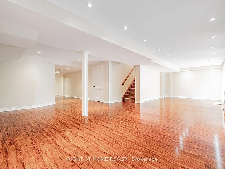 67 Timna Cres — Photo 29