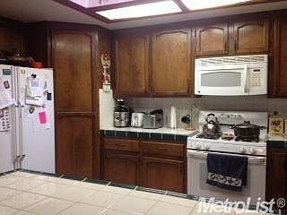 5th image of 1862 Elmwood Ln