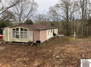 221 Tanglewood Rd, Benton, KY 42025