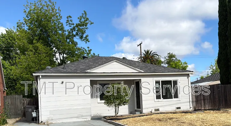 2623 Ensenada Way — Photo 1