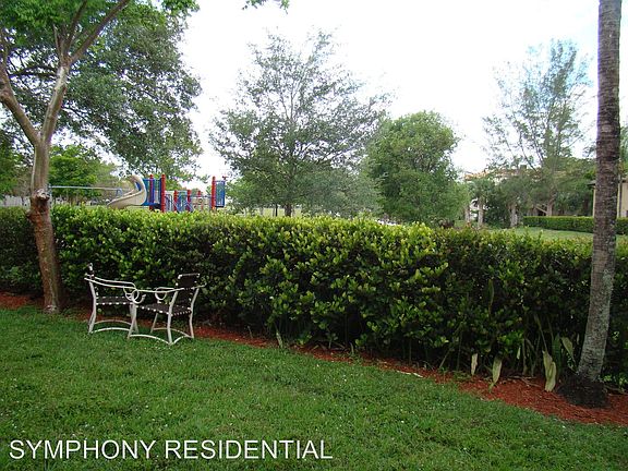 5th image of 3846 NW 115th Ave