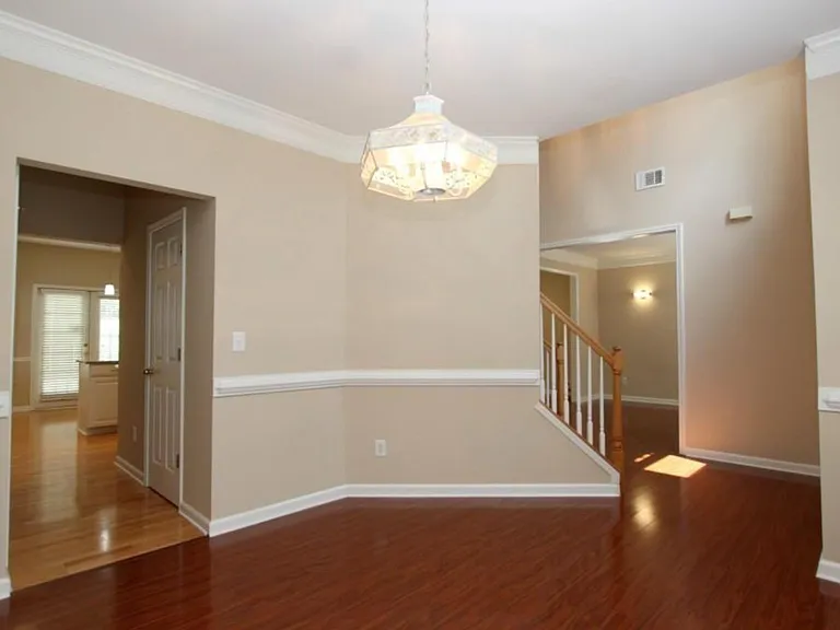 4310 Canterbury Walk Dr — Photo 5