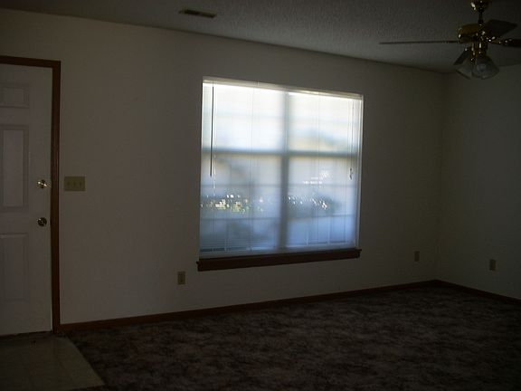 2nd image of 1503 W 8th Street Ter #A