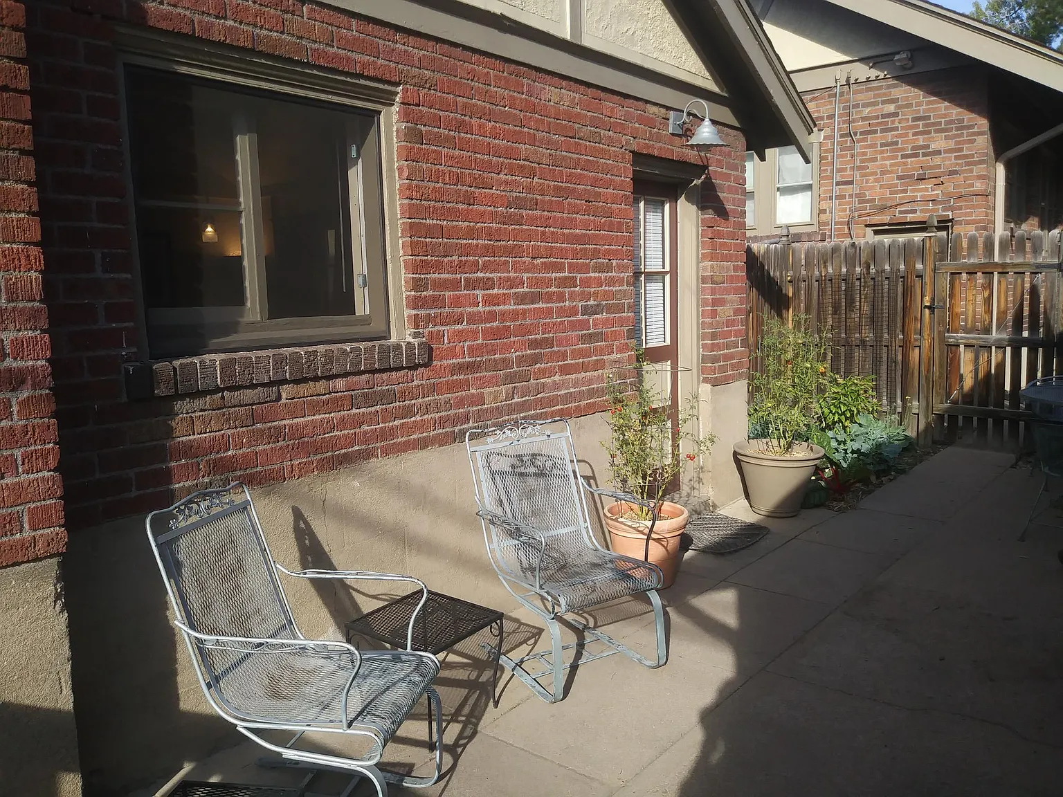 4243 Hooker Street — Photo 2
