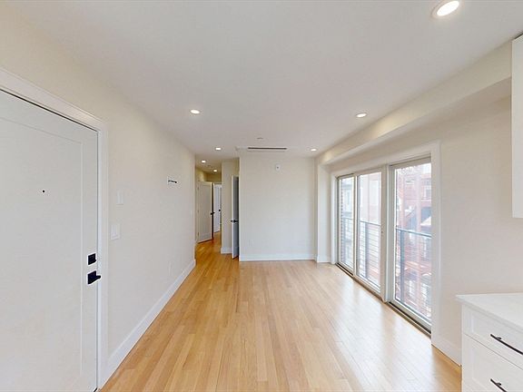 2nd image of 59 Gove St #2