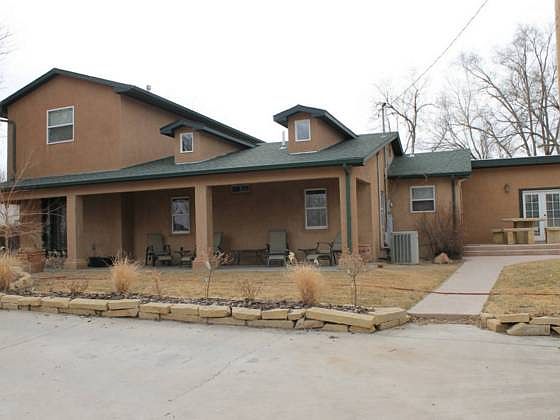 1st image of 903 Ashley Ln