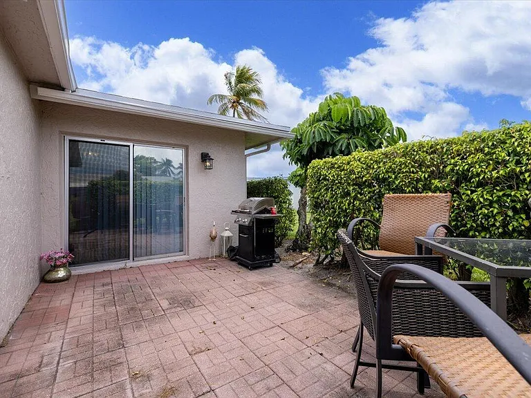 1031 Citrus Way #102-A — Photo 4