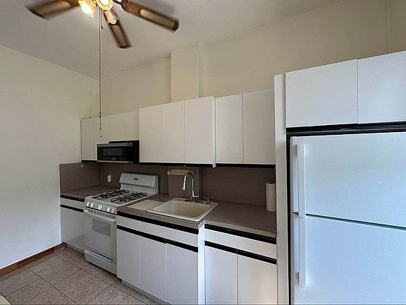 5th image of 32-29 35th St #2R