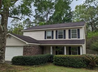 3328 Autumn Ridge Dr W, Mobile, AL 36695