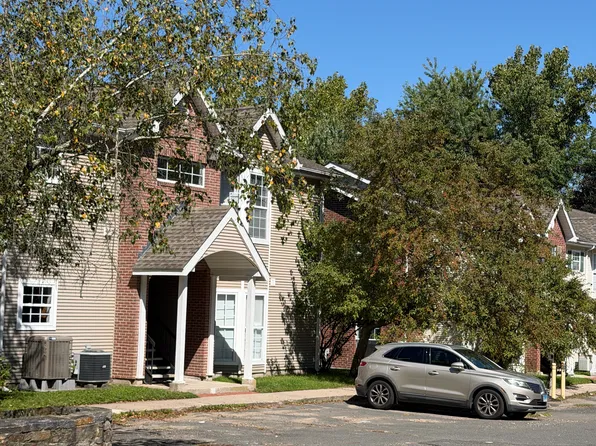 668 Waterville St, Waterbury, CT