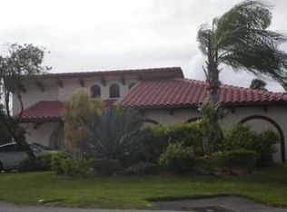 8240 Pine Dr, Tamarac, FL 33321