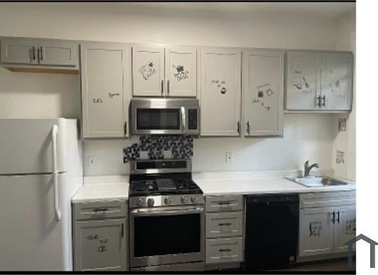 2nd image of 3440 Oregon Ave #1F