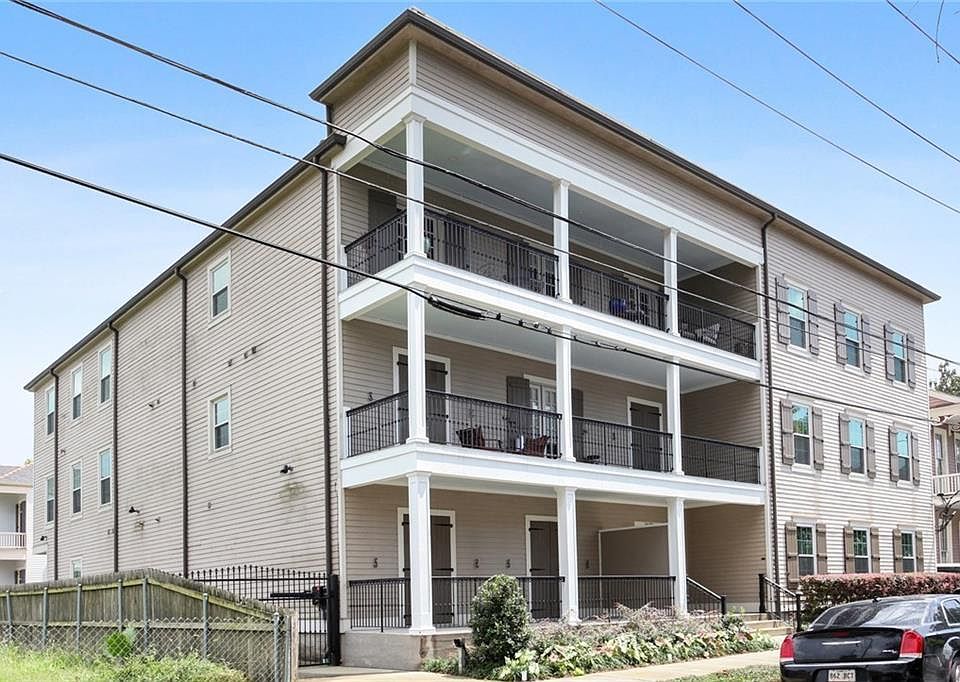 1st image of 1633 1st St APT 103