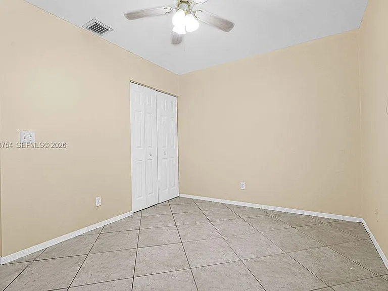 1623 E Harmony Lake Cir — Photo 64