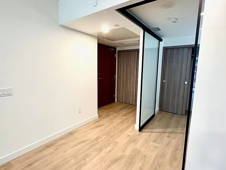 3 Concord Cityplace Way #828 — Photo 15