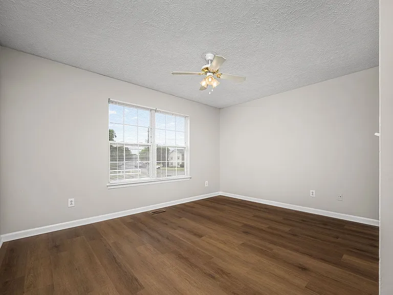 2312 Willowbrook Dr — Photo 17