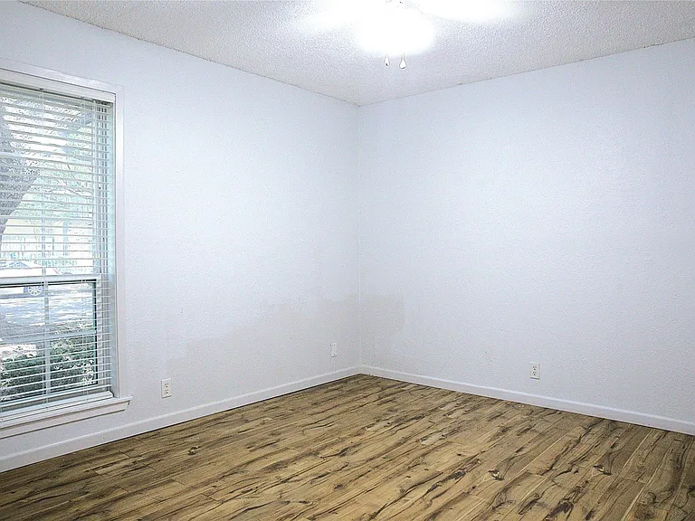 5323 Fleetwood Oaks Ave #156 — Photo 5