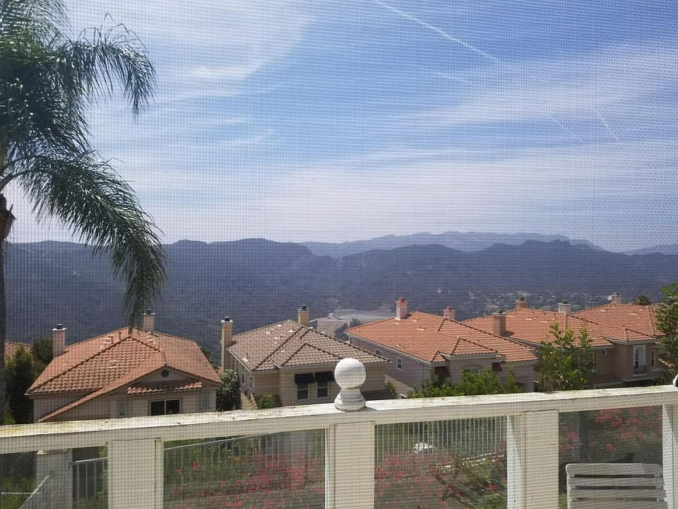 1st image of 16700 Calle Arbolada