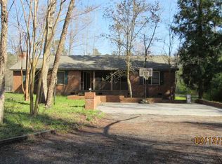 4684 Cato Rd, Effingham, SC 29541