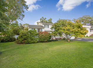 15 Falcon Ave, Selden, NY 11784