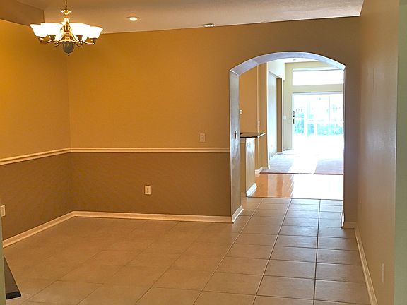 3rd image of 10007 Bridgeton Dr