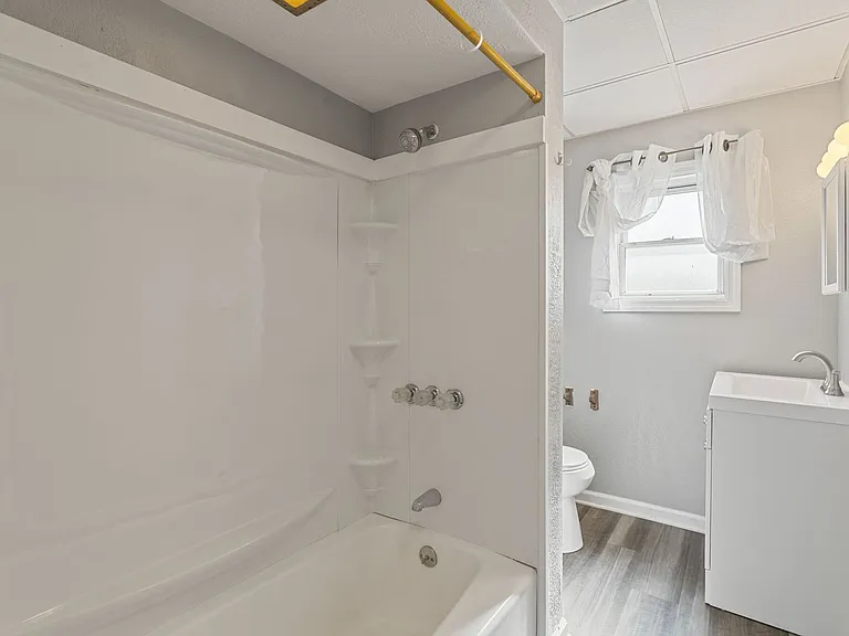 147 Amabell St — Photo 13
