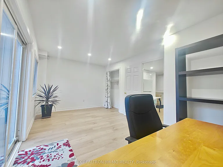 149 Sassafras Cir — Photo 4