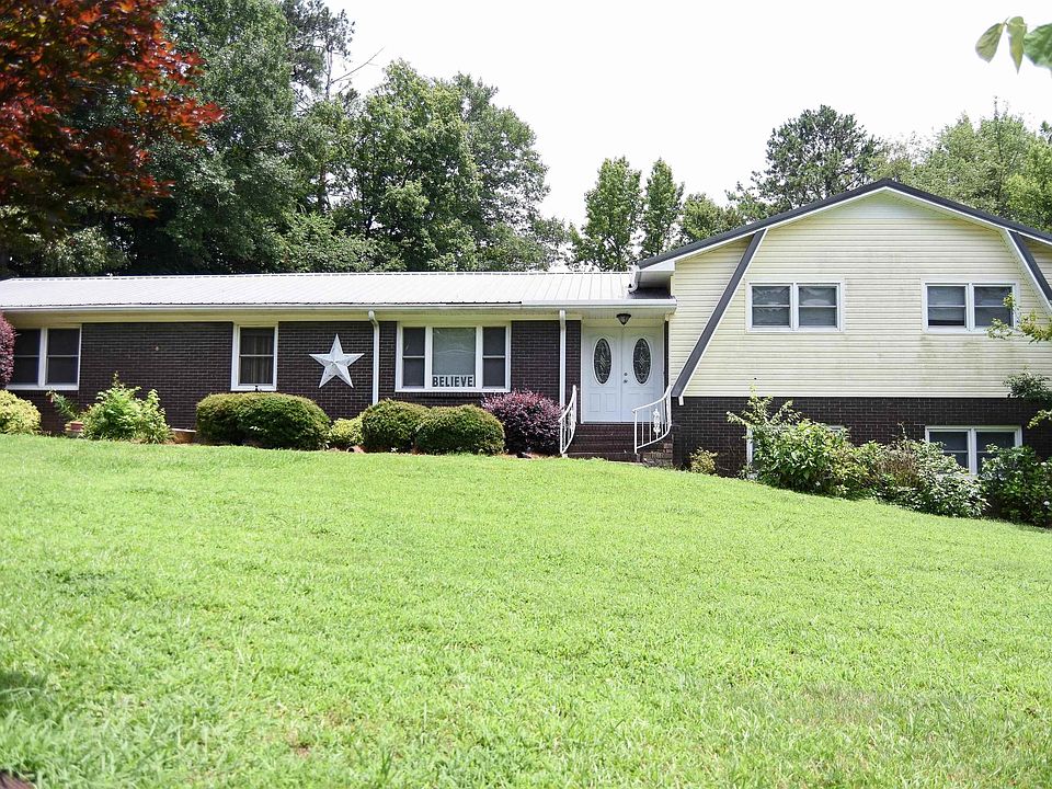 1st image of 3911 Perkerson Dr