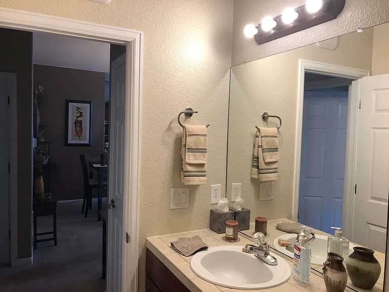 22580 E Ontario Dr #201 — Photo 6
