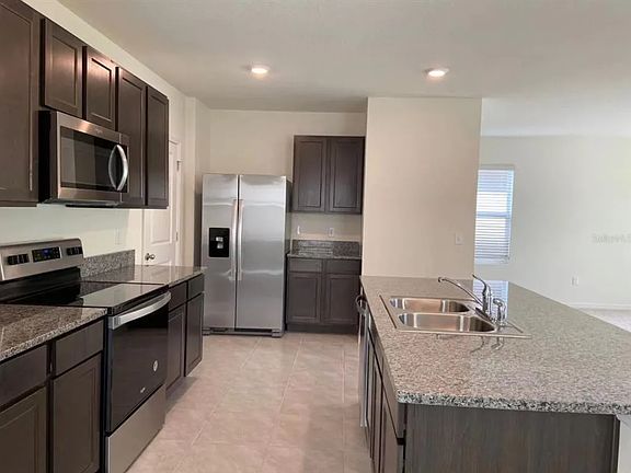 4th image of 9014 Water Chestnut Dr