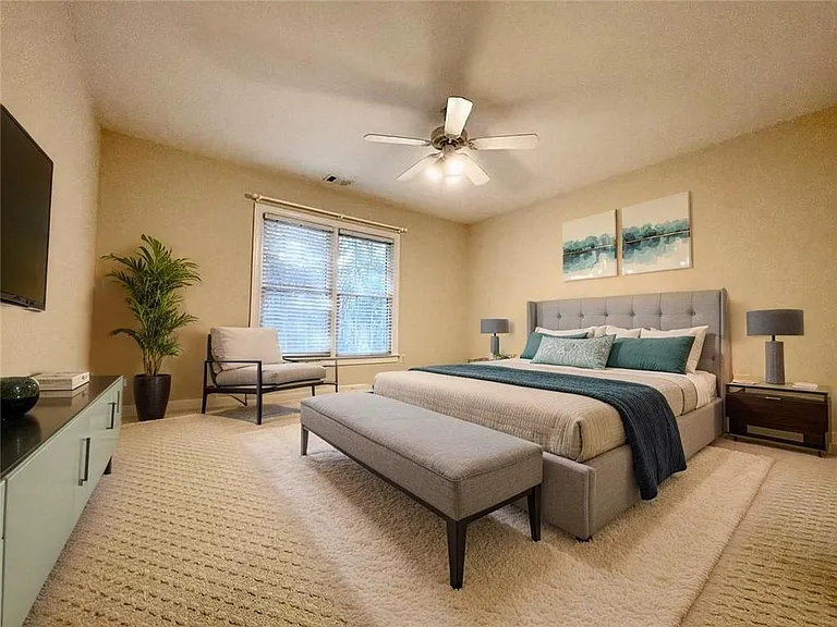 455 Wembley Cir — Photo 38