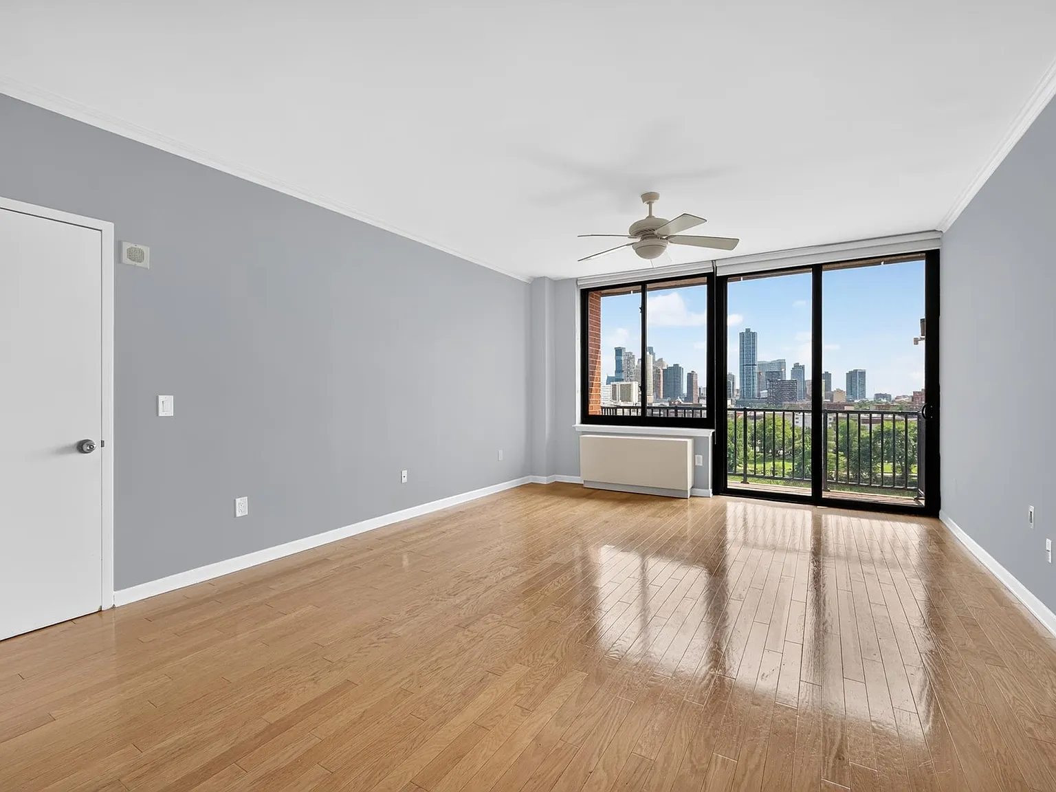700 Grove Condominiums — Photo 3