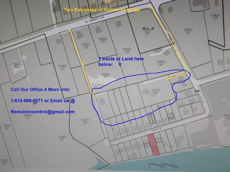 1st image of 1014C W Trinity Ln