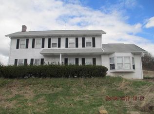 185 Leslie Rd, Valencia, PA 16059