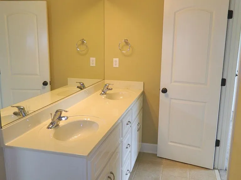 4108 Dewaal St — Photo 39