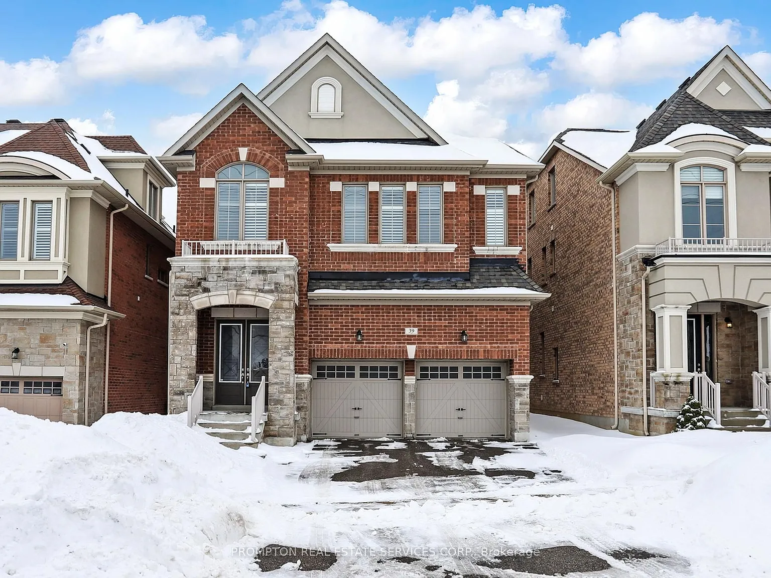 39 Giardina Cres photo 1