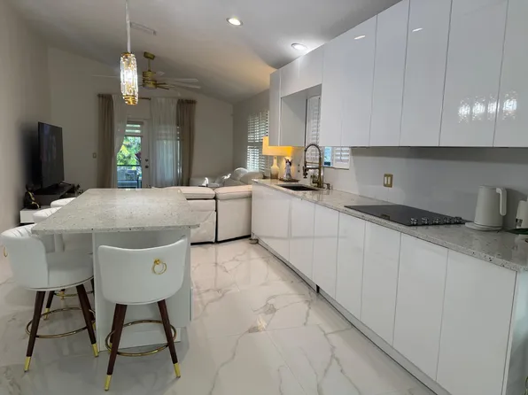 544 NW 38th Ave, Deerfield Beach, FL 33442