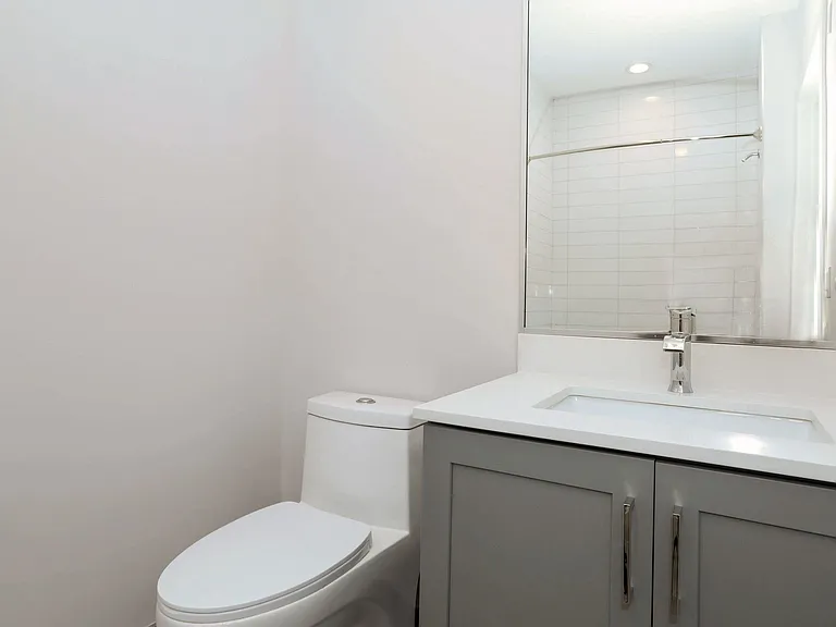 110 Market St #206 — Photo 15