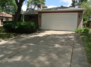 25428 Parsons Dr, Southfield, MI