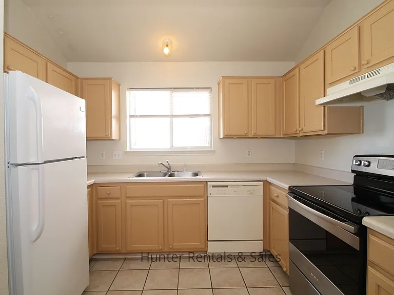 1516 Grey Fox Trl — Photo 15