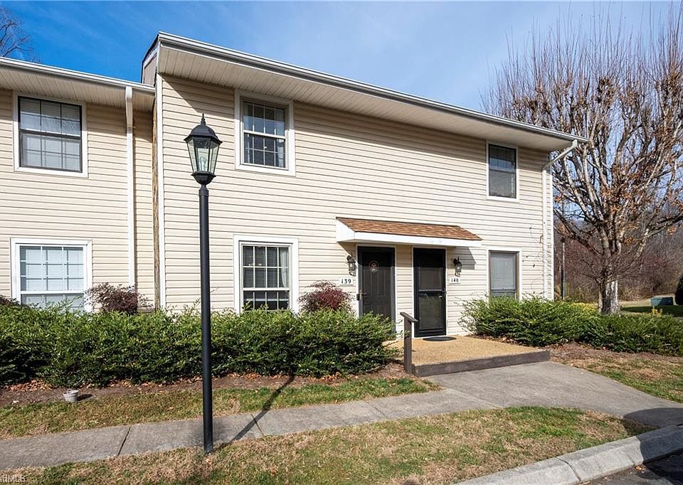 1st image of 139 Turnwood Ln