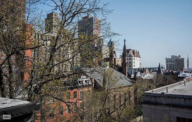 Sold by Brown Harris Stevens | media 6