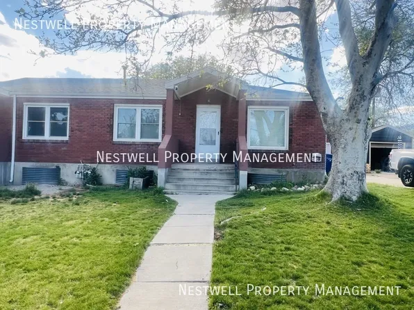 10228 S Copperton Cir, Bingham Canyon, UT 84006