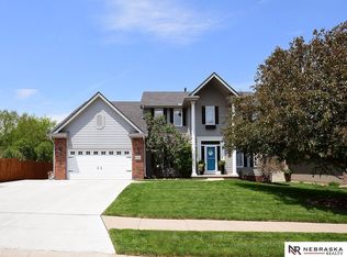 4814 N 137th St, Omaha, NE 68164