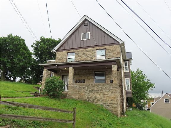 5th image of 401-403 Jackson St