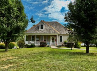 450 Backstrom Hts, Eddyville, KY 42038