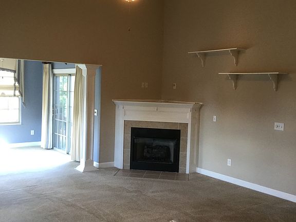 Vaulted Family Room